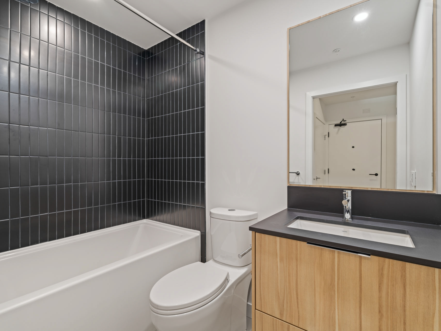 #603 – 2450 Garden Drive